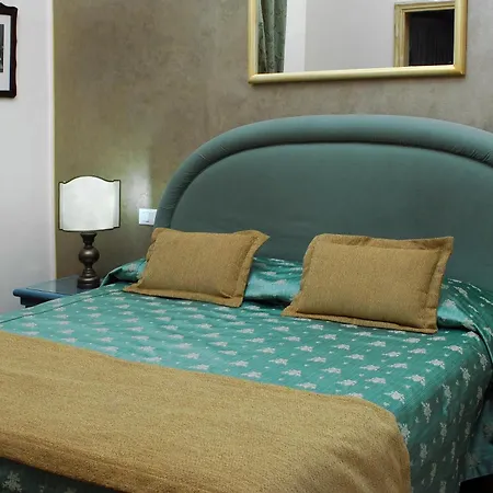 Relais Dante E Beatrice Bed & Breakfast Florencie