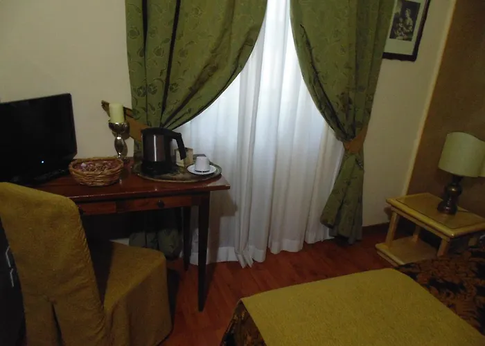 Bed & Breakfast Relais Dante E Beatrice 3*