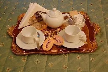 Oda ve Kahvaltı Relais Dante E Beatrice 3*
